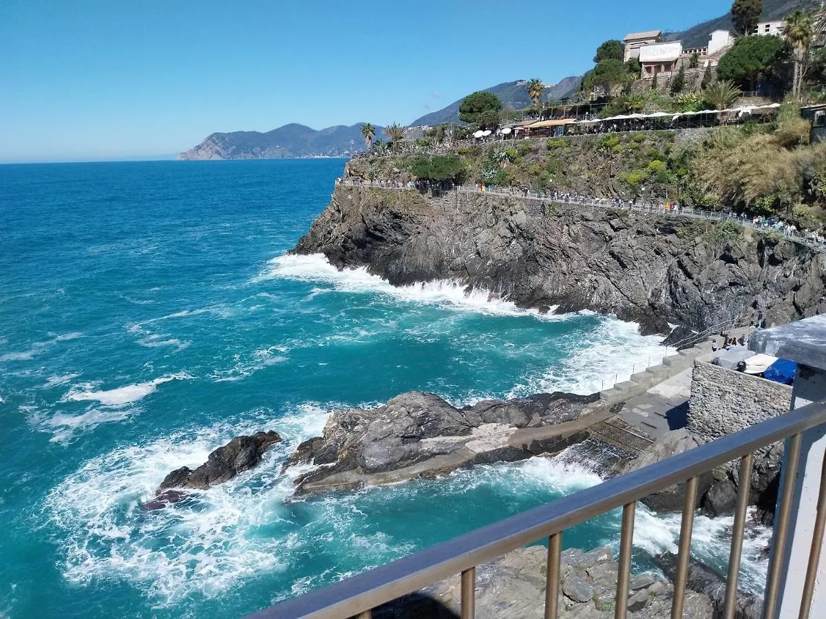 Acla Apartments Manarola Italy